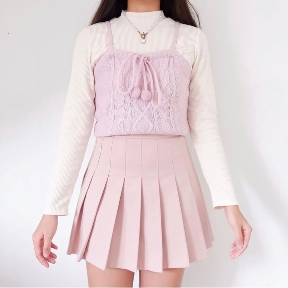 Aritzia Sunday Best Olive Micro Mini Skirt Pleated High Waisted micro skirt pink - Picture 5 of 8